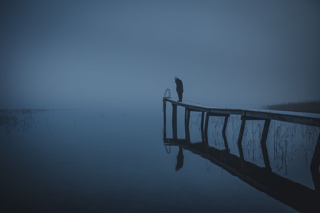 Gambar REFLEKSI MENEPIKAN DIRI DAN MENEMUKAN ARTI